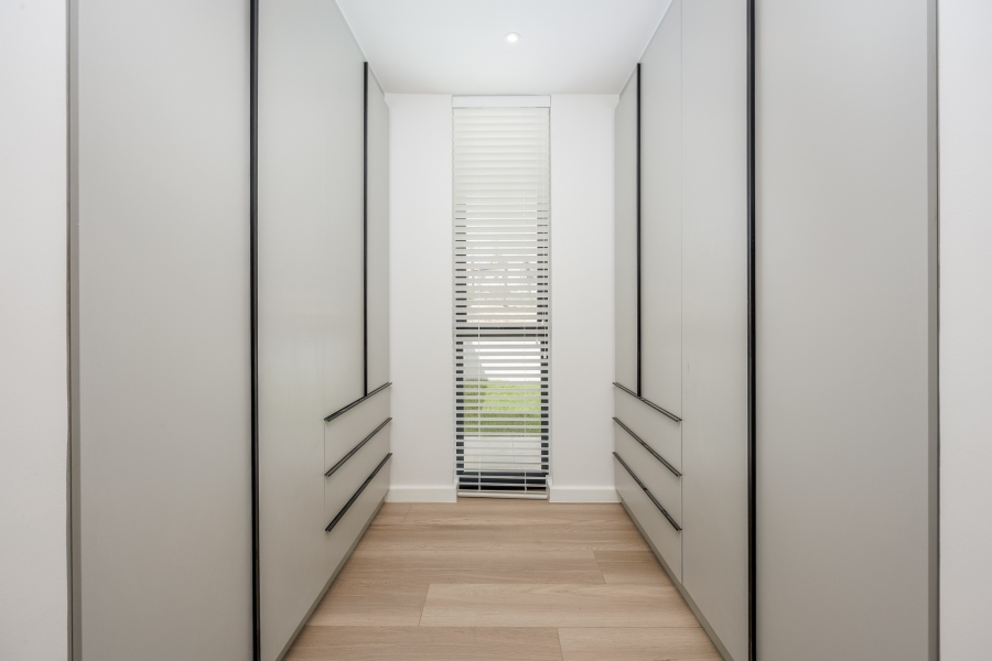 5 Bedroom Property for Sale in Mount Royal Golf Estate Western Cape